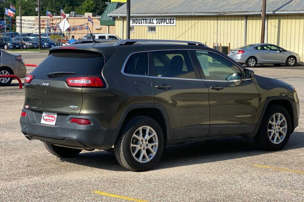 2015 Jeep CHEROKEE LATITUDE