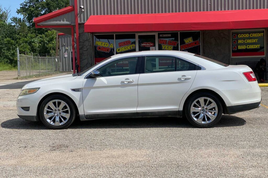 2011 Ford TAURUS LIMITED