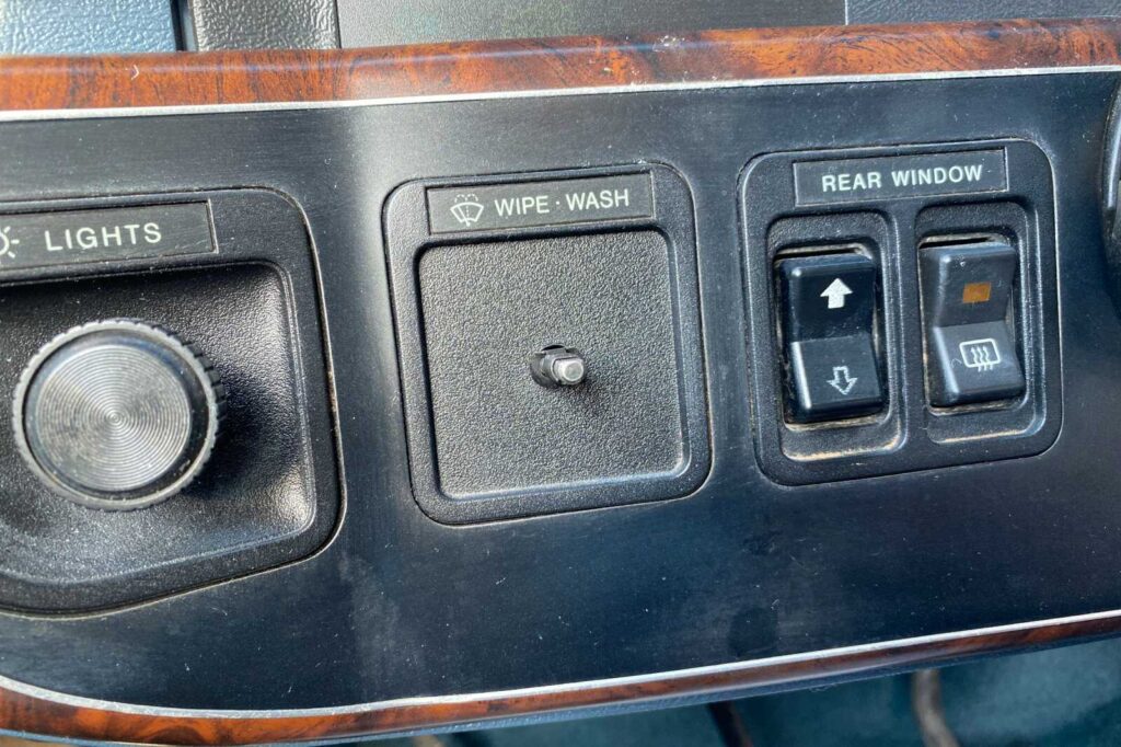1987 Ford BRONCO BASE