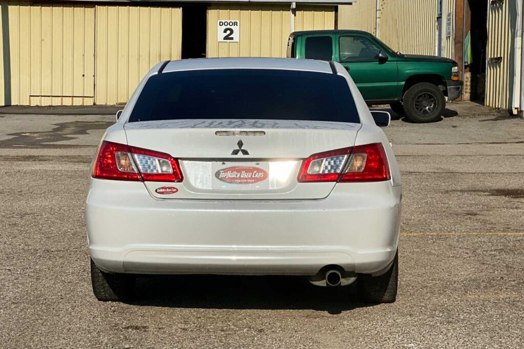 2012 Mitsubishi GALANT SE; ES