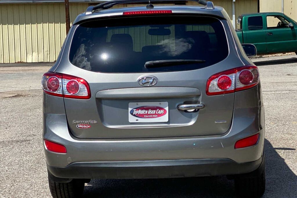 2012 Hyundai SANTA FE LIMITED; SE