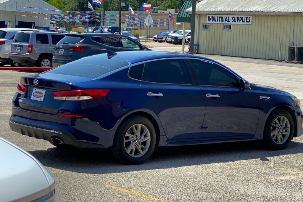 2019 Kia OPTIMA LX; S