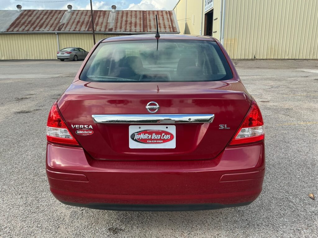 2009 NISSAN VERSA S; SL