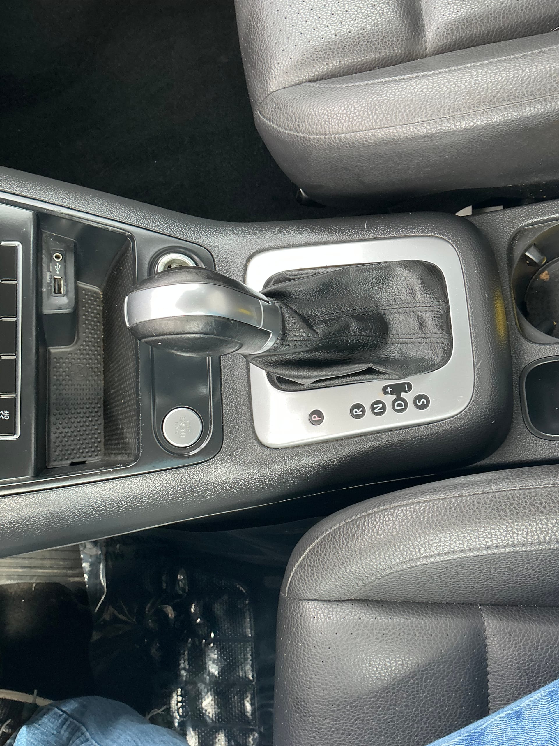 2017 Volkswagen Tiguan S - Photo 17