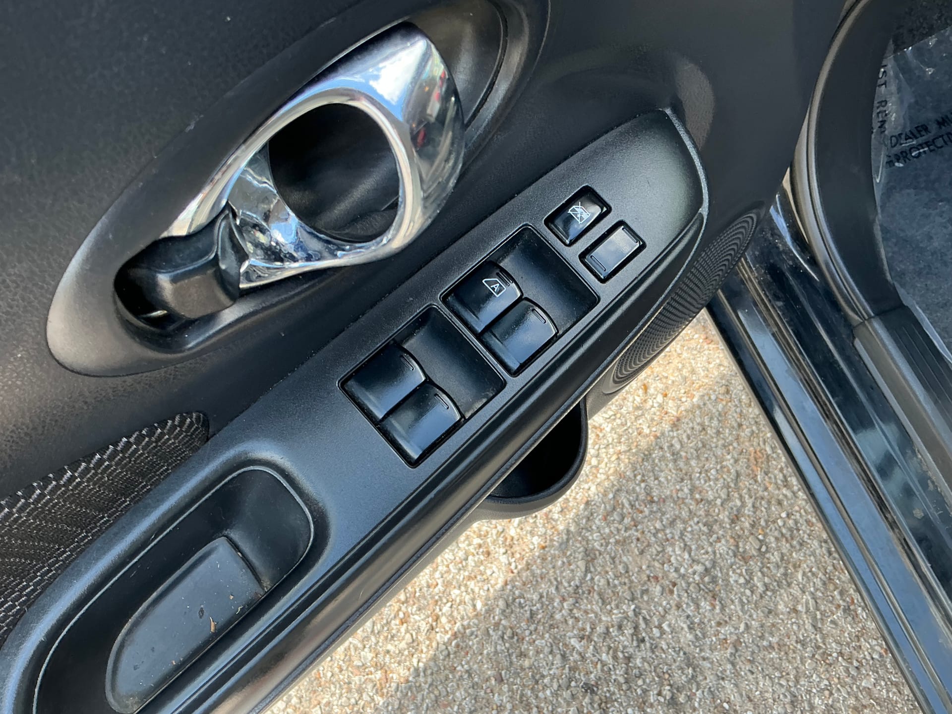 2018 Nissan Versa Sedan SV - Photo 11