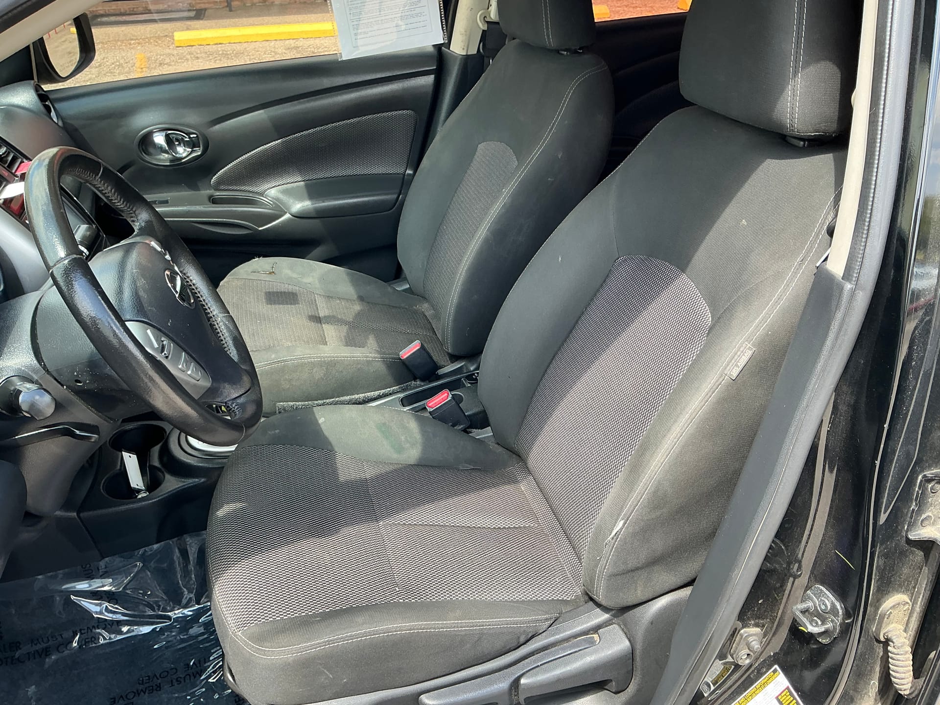 2018 Nissan Versa Sedan SV - Photo 12