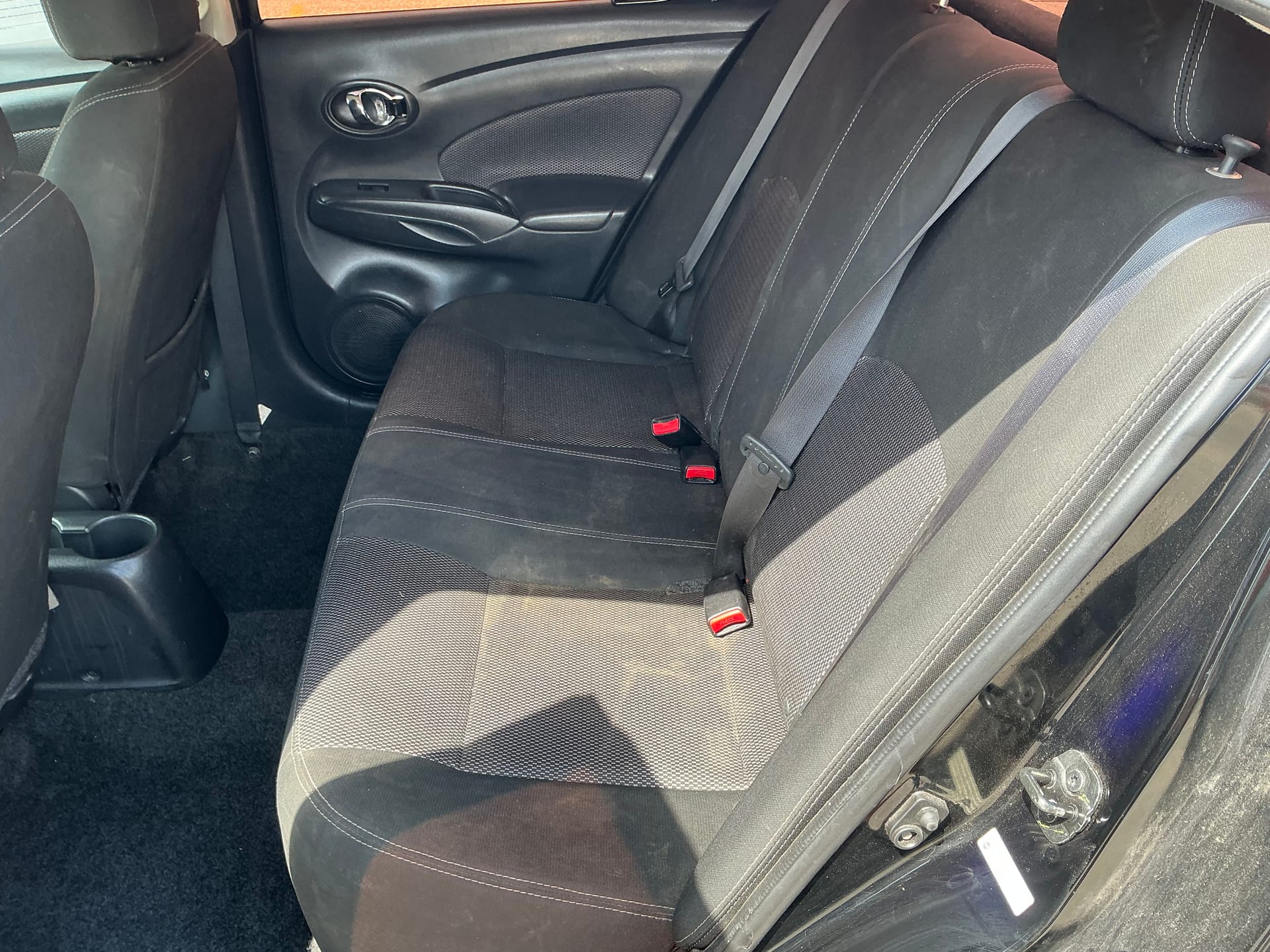 2018 Nissan Versa Sedan SV - Photo 13