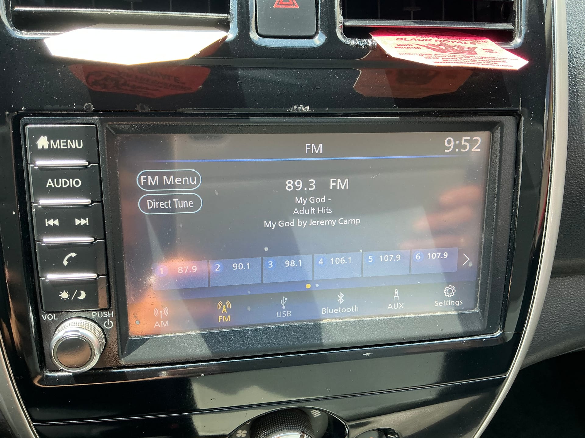 2018 Nissan Versa Sedan SV - Photo 15