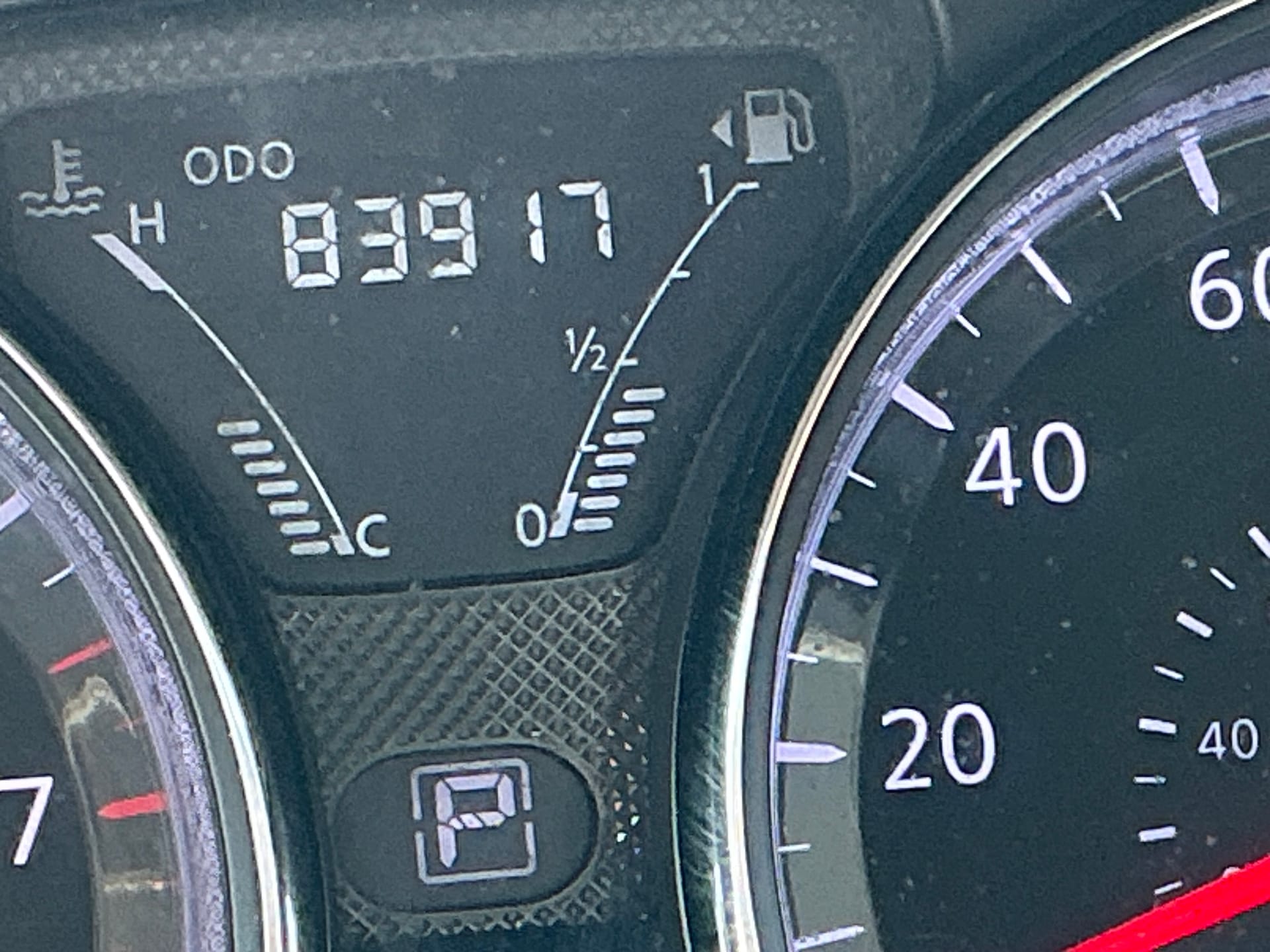 2018 Nissan Versa Sedan SV - Photo 21