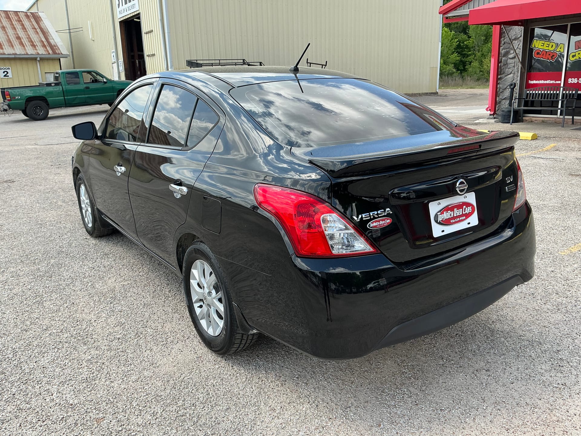 2018 Nissan Versa Sedan SV - Photo 8