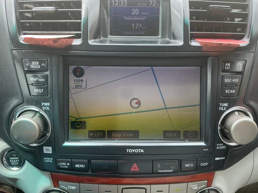 2008 TOYOTA HIGHLANDER BASE; LIM