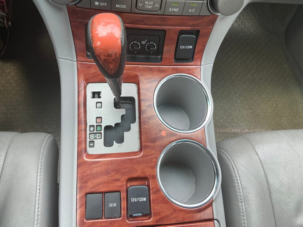 2008 TOYOTA HIGHLANDER BASE; LIM