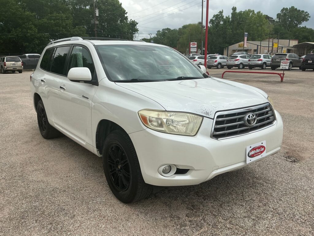 2008 TOYOTA HIGHLANDER BASE; LIM