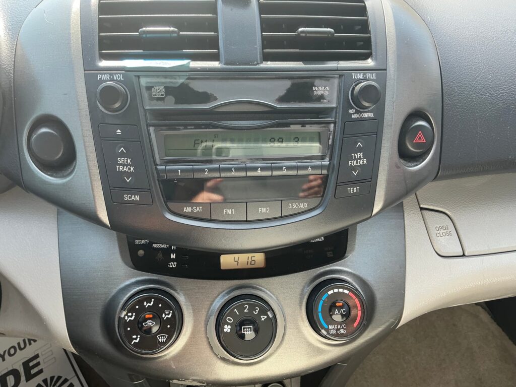 2011 TOYOTA RAV4