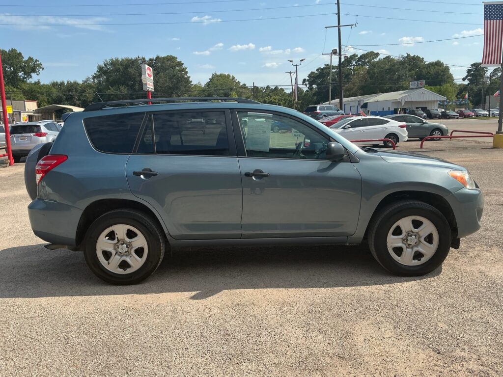 2011 TOYOTA RAV4