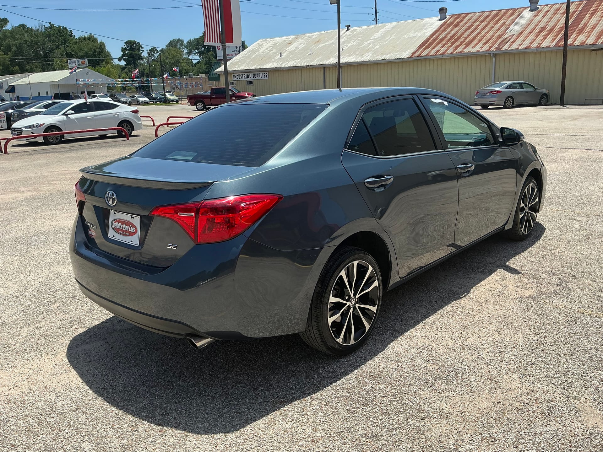 2017 Toyota Corolla SE - Photo 6