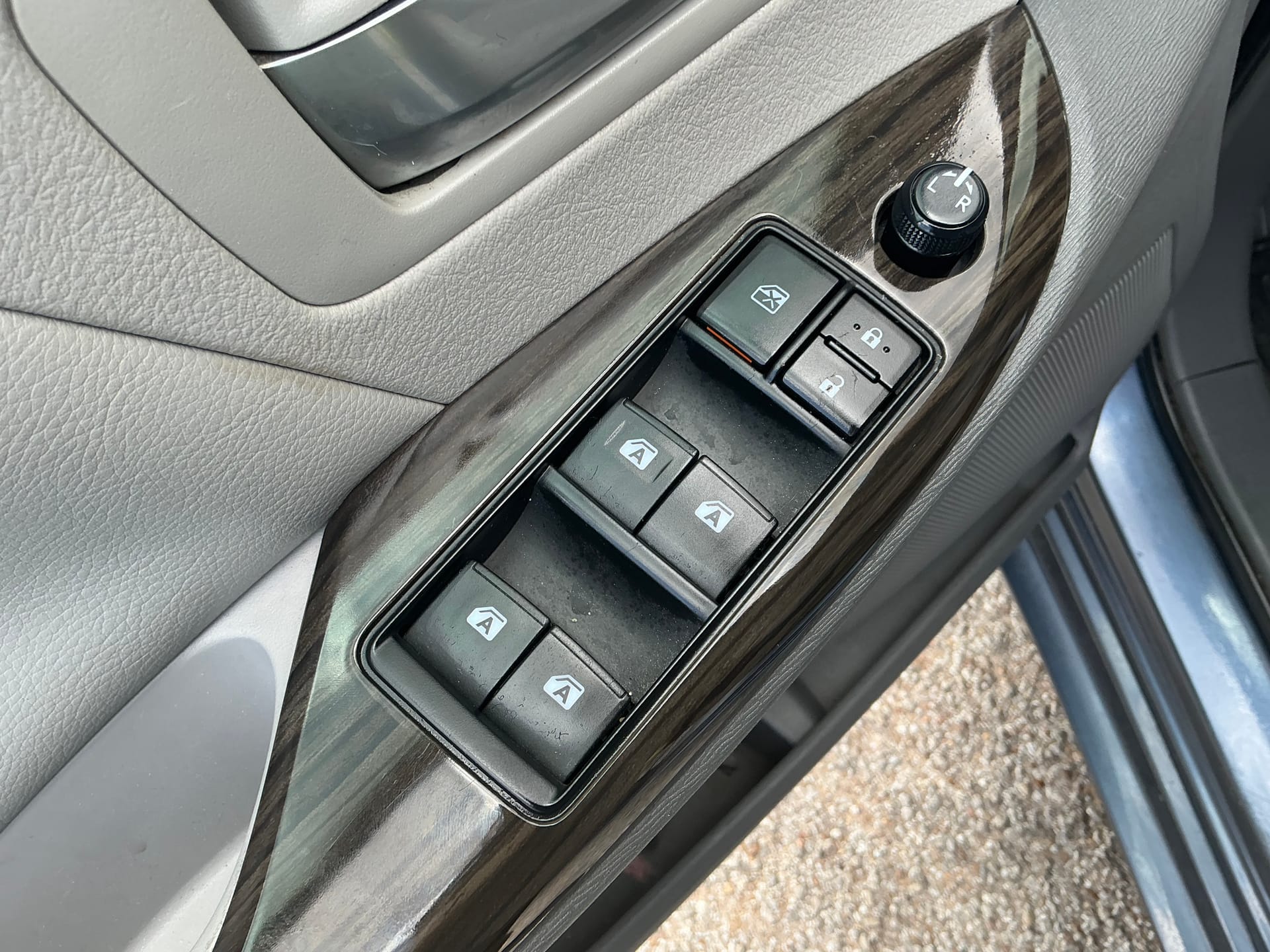 2016 Toyota Sienna XLE - Photo 11