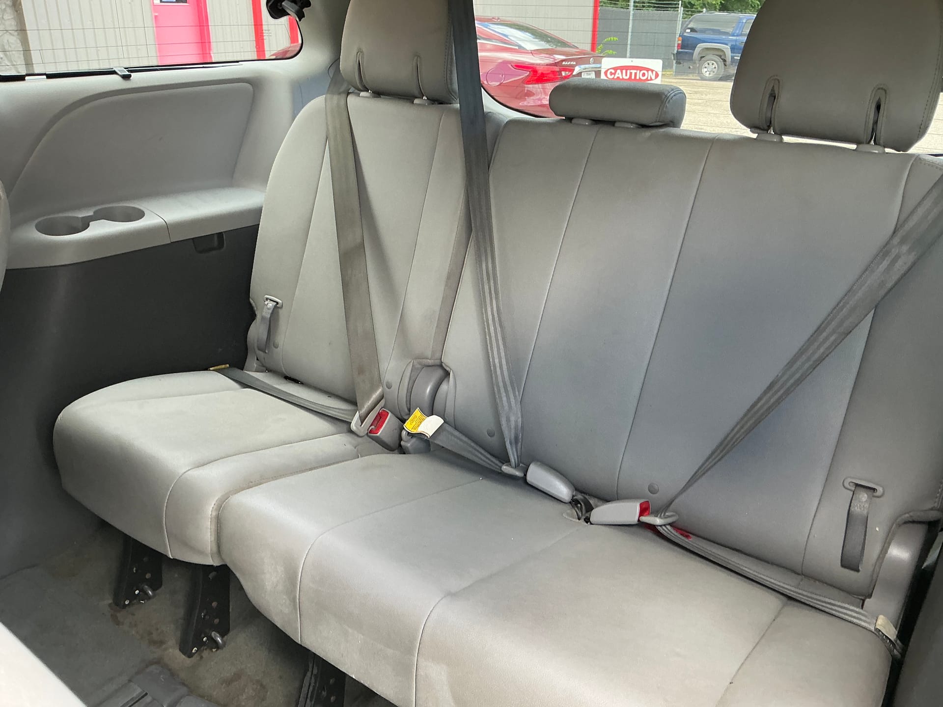 2016 Toyota Sienna XLE - Photo 14