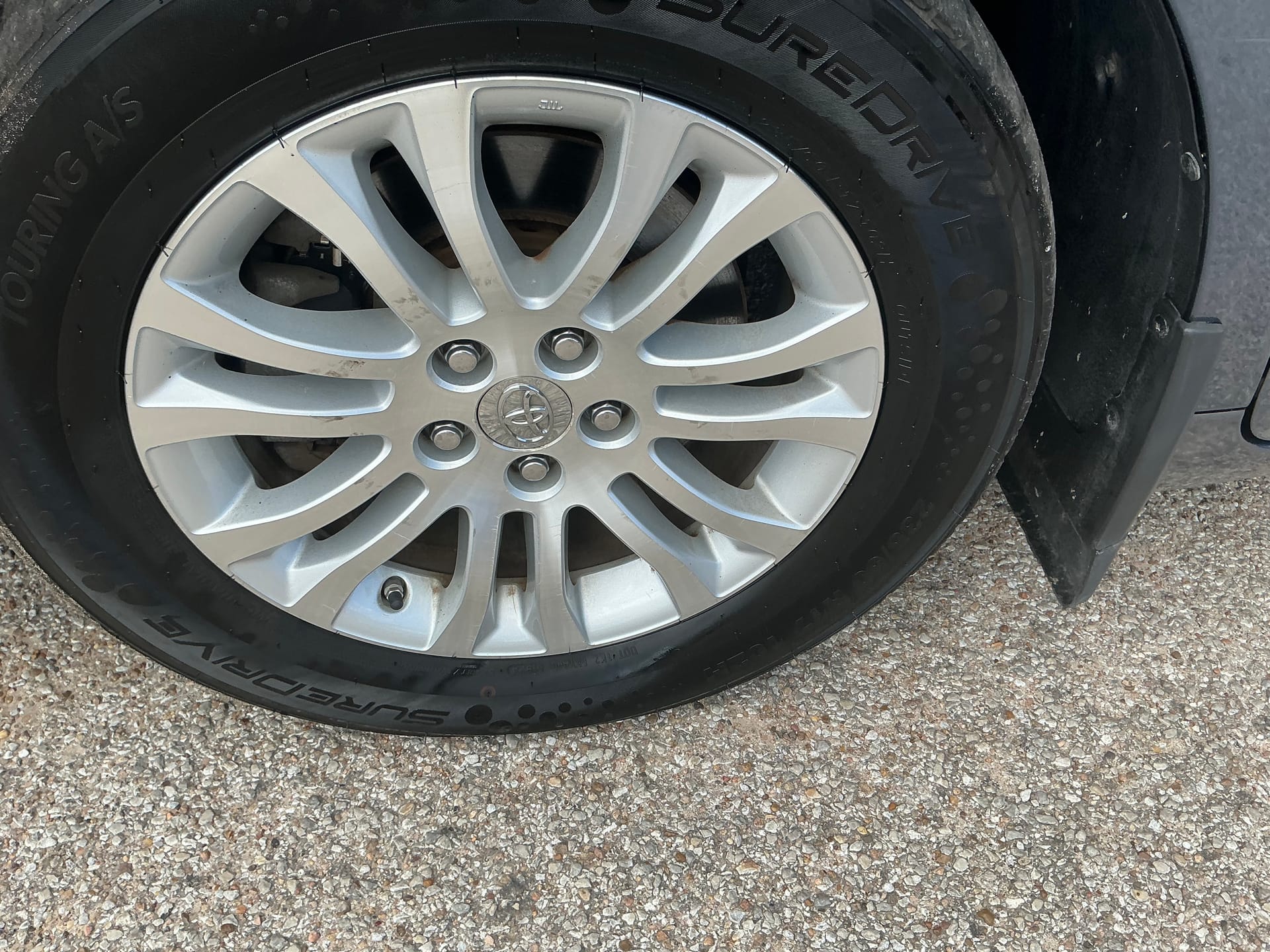 2016 Toyota Sienna XLE - Photo 10